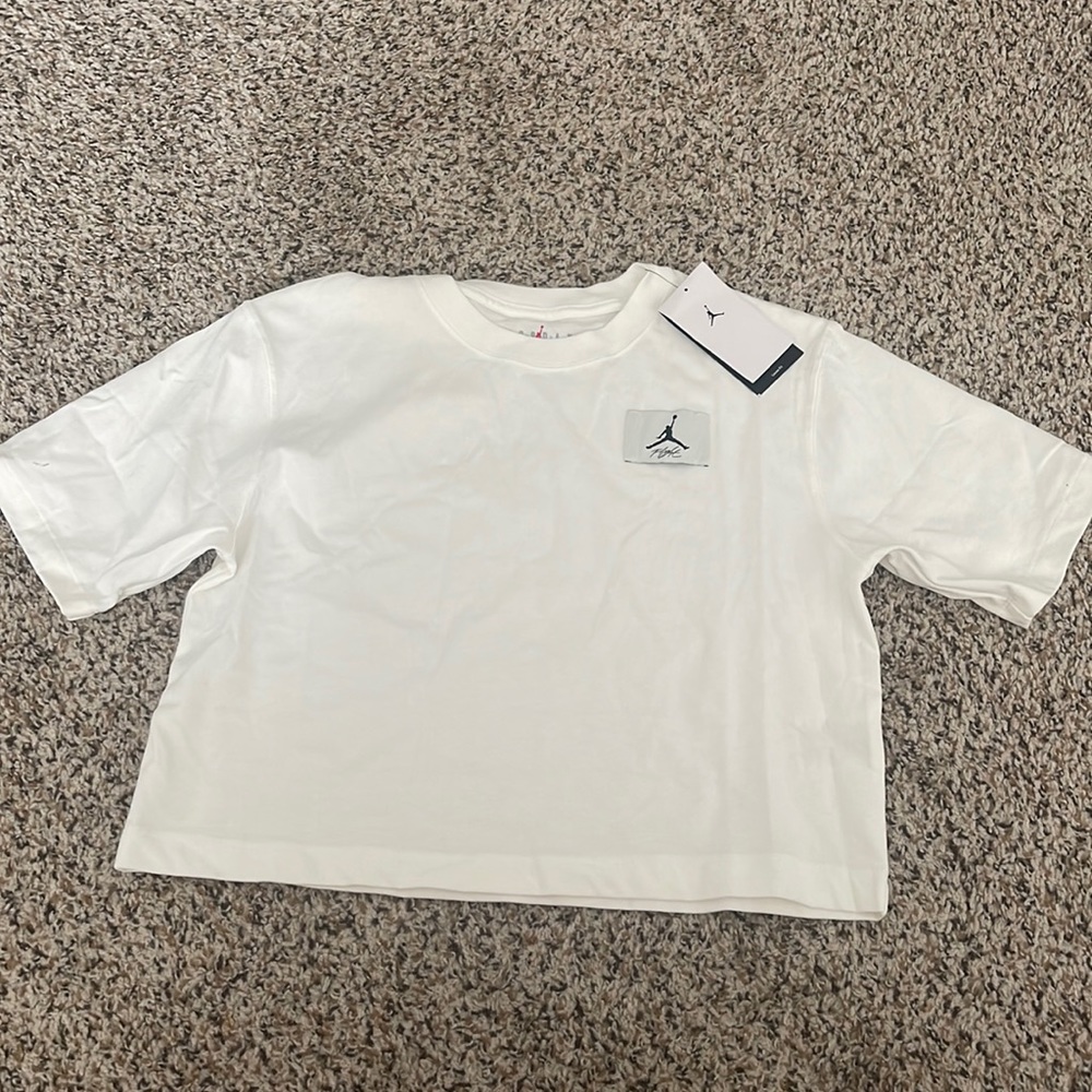 Jordan Essentials Women's Boxy T-Shirt (WHITE)